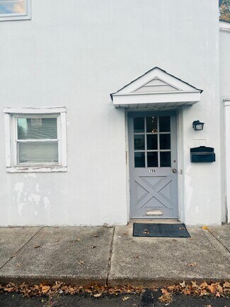 Plus de détails pour 706 Willow St, Southampton, PA - Bureau à louer