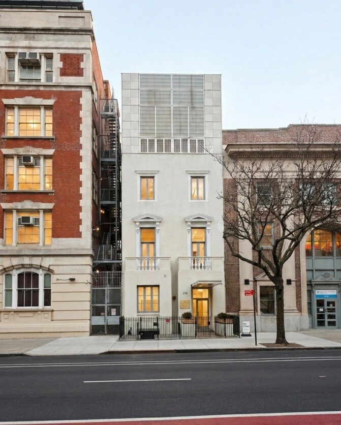 236 Second Ave, New York, NY à louer Photo principale– Image 1 sur 12