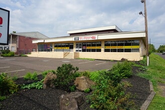 1701-1707 Bethlehem Pike, Hatfield, PA à louer Photo de l’immeuble– Image 1 sur 9