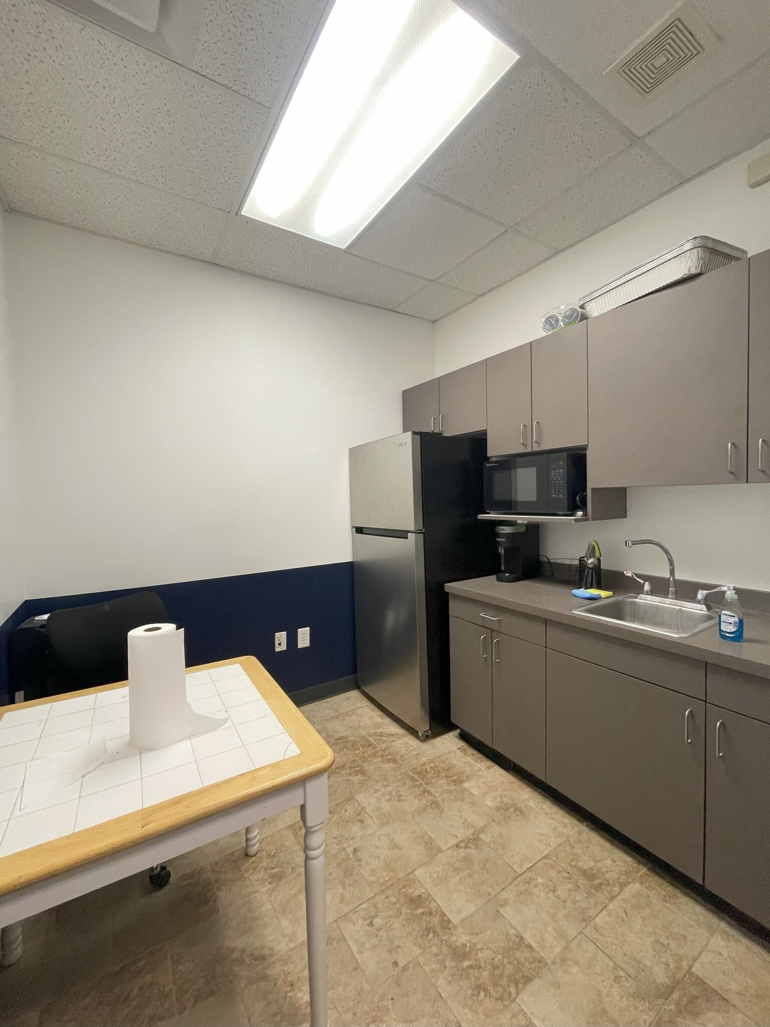 71 N Cutler Dr, North Salt Lake, UT à louer Photo intérieure– Image 1 sur 6