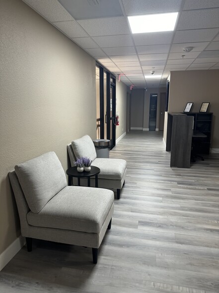 4080 E Lake Mead Blvd, Las Vegas, NV à louer - Photo intérieure – Image 3 sur 23