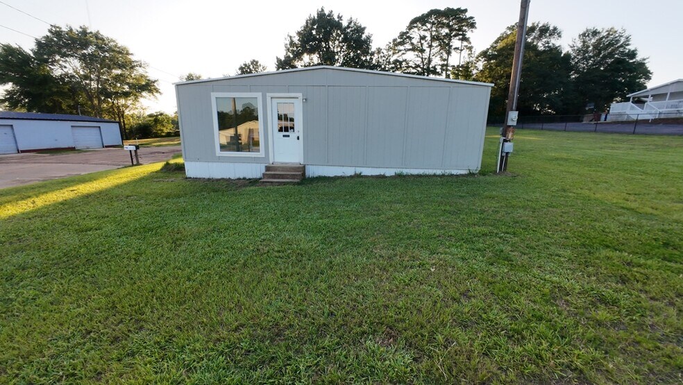 1101 US-59, Queen City, TX à vendre - Photo principale – Image 1 sur 8