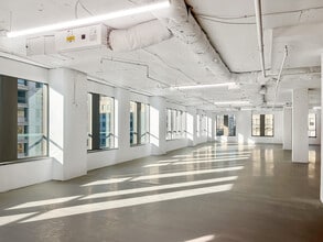 607 14th St NW, Washington, DC à louer Photo intérieure– Image 2 sur 2