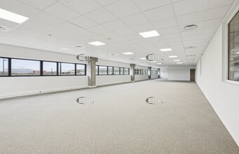 Local d'activités dans Tremblay-en-France à vendre Photo intérieure– Image 1 sur 5