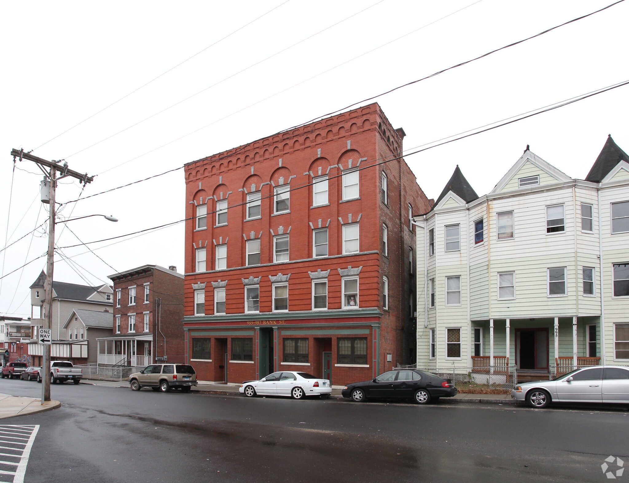985-987 Bank St, Waterbury, CT à vendre Photo principale– Image 1 sur 3