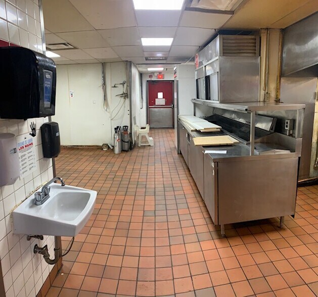475 Boul Saint-Joseph, Drummondville, QC à louer - Photo intérieure – Image 2 sur 4