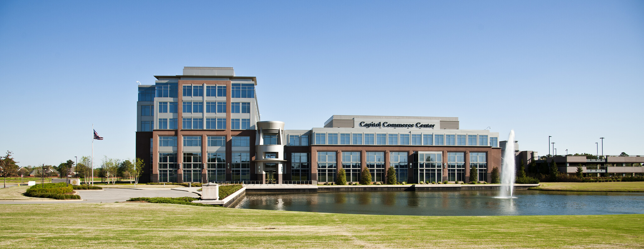 100 Capitol Commerce Blvd, Montgomery, AL à louer Photo de l’immeuble– Image 1 sur 18
