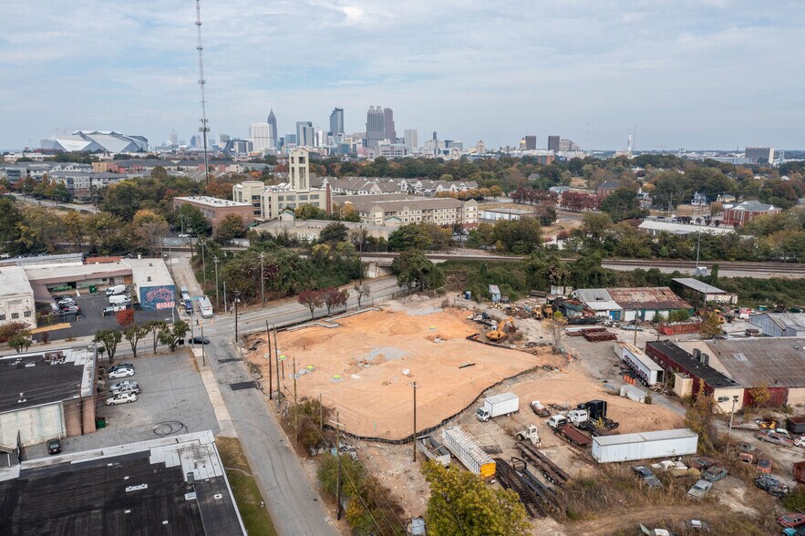 490 Ralph David Abernathy Blvd SW, Atlanta, GA à louer - Photo de l’immeuble – Image 2 sur 3