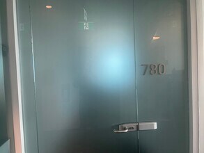 8477 Bridgeport Rd, Richmond, BC à louer Photo intérieure– Image 2 sur 5