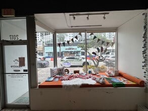 2001-2017 Harrison St, Hollywood, FL à louer Photo intérieure– Image 2 sur 12