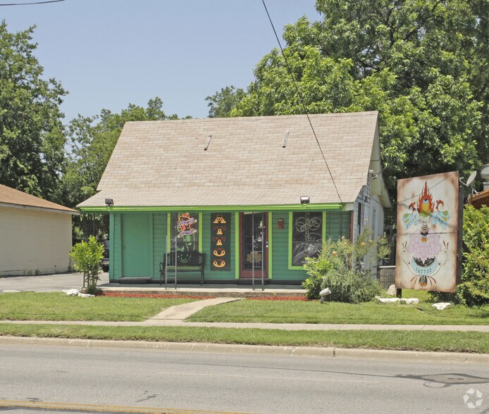 2006 S 1st St, Austin, TX à louer - Photo de l’immeuble – Image 2 sur 2