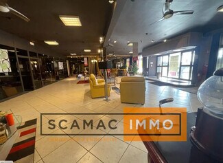 Plus de détails pour Local commercial à louer