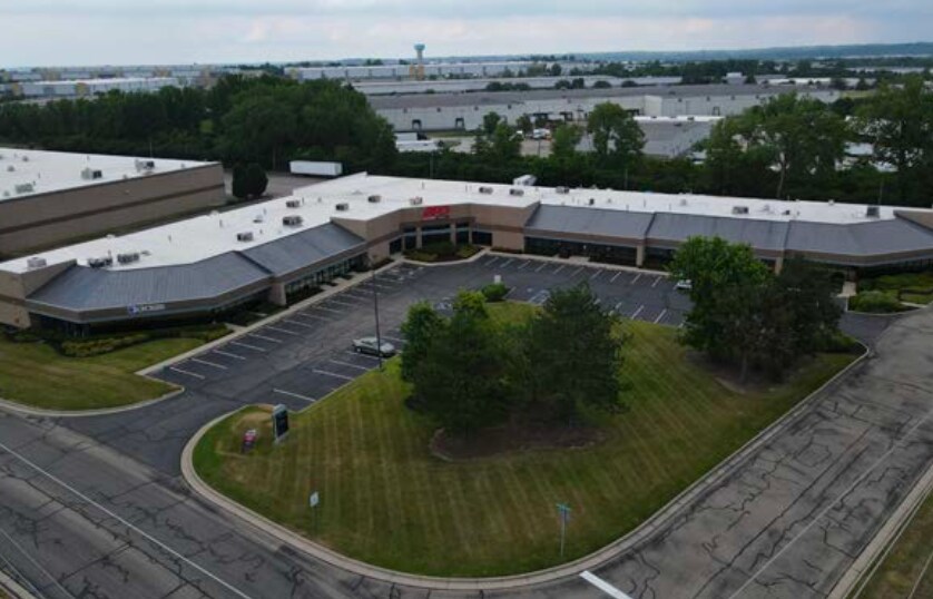 7042-7068 Fairfield Business Dr, Fairfield, OH à louer - Photo de l’immeuble – Image 3 sur 10