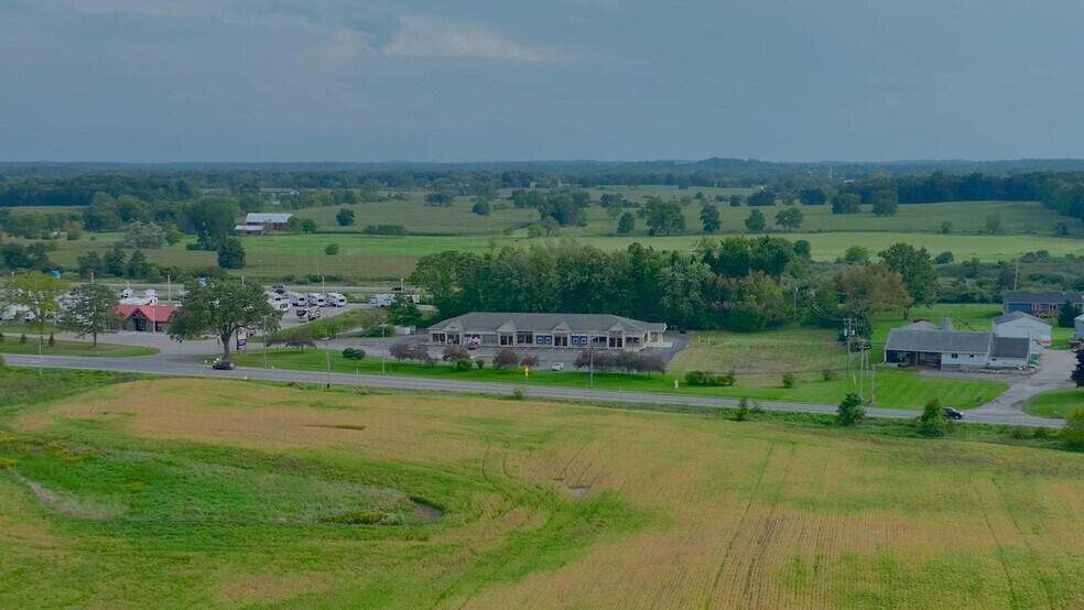 12855 Old US Hwy 12, Chelsea, MI à louer - Vidéo sur l’annonce professionnelle – Image 2 sur 12