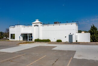 Plus de détails pour 3949 N 132nd St, Omaha, NE - Local commercial à vendre