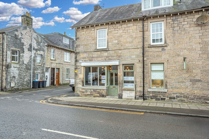38 Henry St, Langholm à vendre - Photo principale – Image 1 sur 21