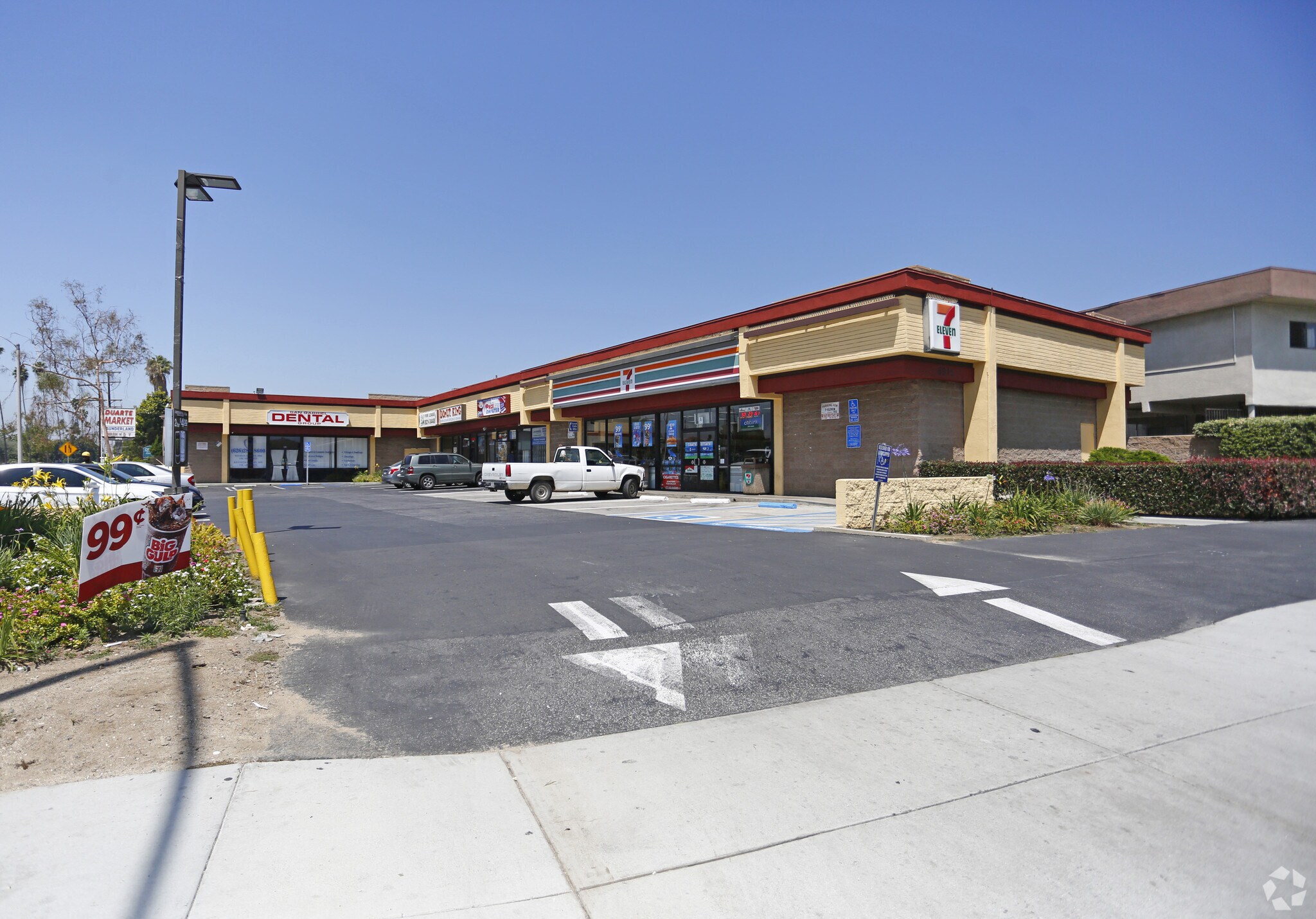 6909-6915 Rosemead Blvd, San Gabriel, CA à vendre Photo principale– Image 1 sur 1