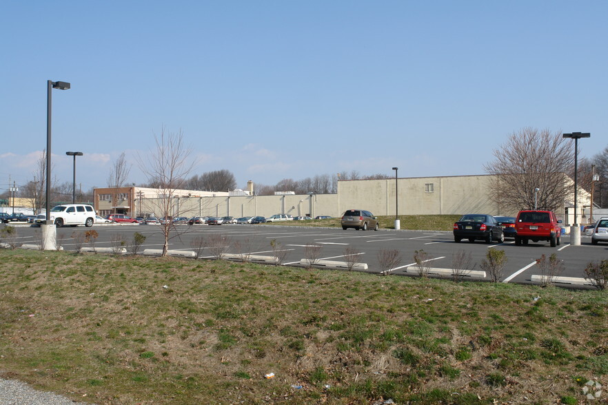 1 Commerce Dr, Cranford, NJ à louer - Photo de l’immeuble – Image 1 sur 4