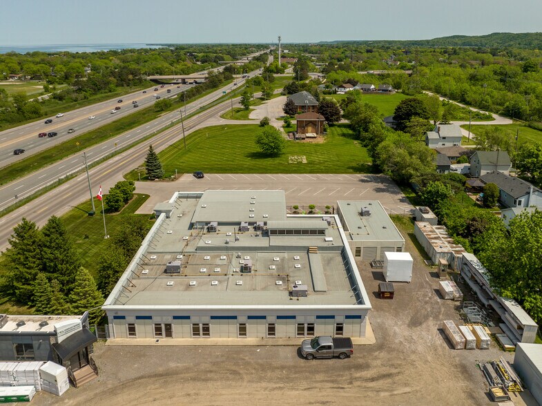 115 S Service Rd, Grimsby, ON à vendre - Aérien – Image 3 sur 5