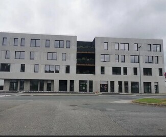 Plus de détails pour Local commercial à louer