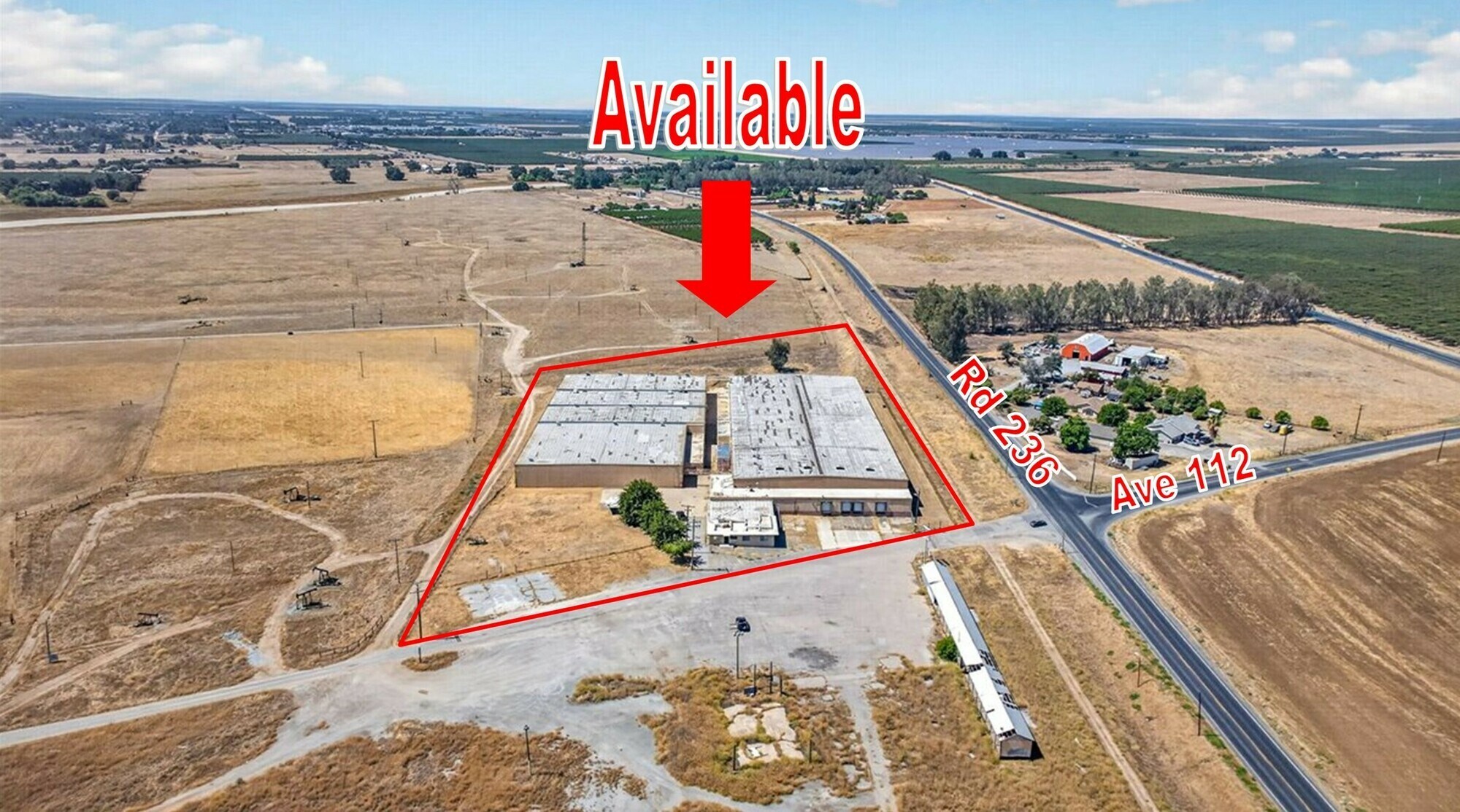 23745 Avenue 112, Porterville, CA à vendre Photo de l’immeuble– Image 1 sur 60