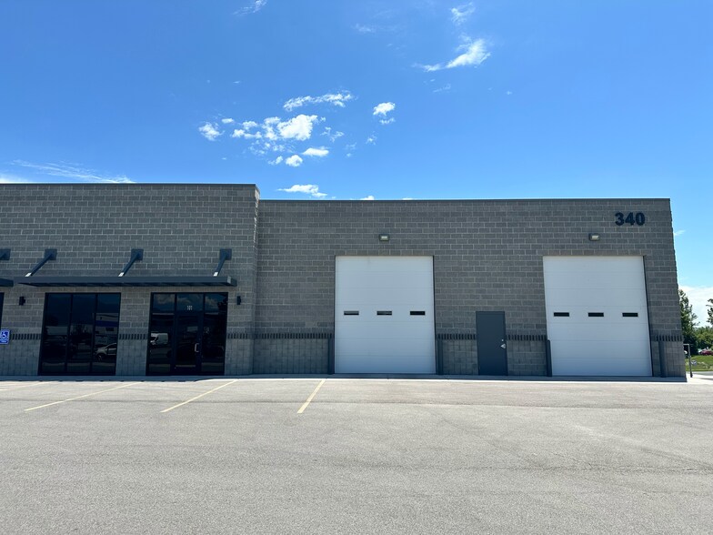 340 N Kays Dr, Kaysville, UT à louer - Photo de l’immeuble – Image 2 sur 12