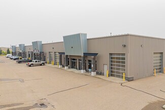 Plus de détails pour 51 East Lake Ave NE, Airdrie, AB - Local d'activités à louer