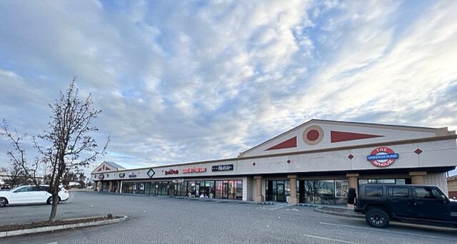4525 N Road 68, Pasco, WA à louer - Photo de l’immeuble – Image 3 sur 3