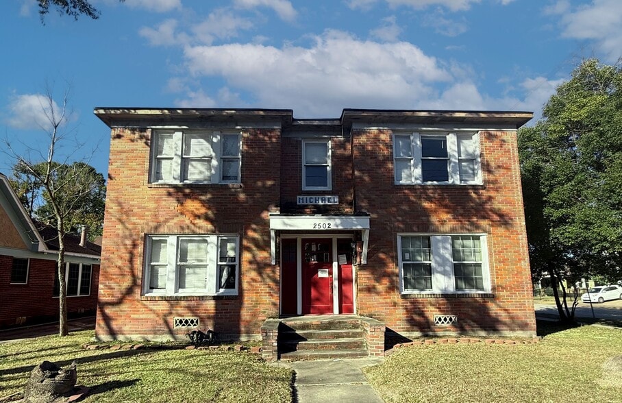 2502 White Oak Dr, Houston, TX à vendre - Photo principale – Image 1 sur 5