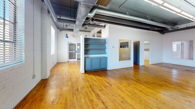 297 Prince Ave, Athens, GA à louer Photo intérieure– Image 1 sur 5