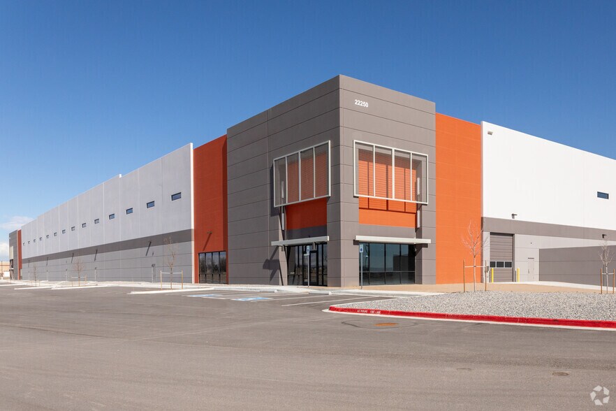 22250 E I-76 Frontage Rd, Brighton, CO à vendre - Photo de l’immeuble – Image 2 sur 7