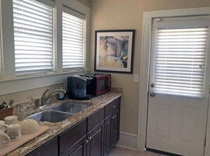 545 Delaney Ave, Orlando, FL à louer Photo intérieure– Image 2 sur 6