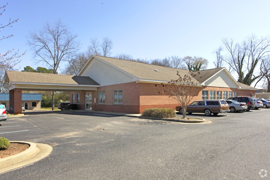 717 Stone Ave, Talladega, AL à vendre - Photo de l’immeuble – Image 3 sur 15