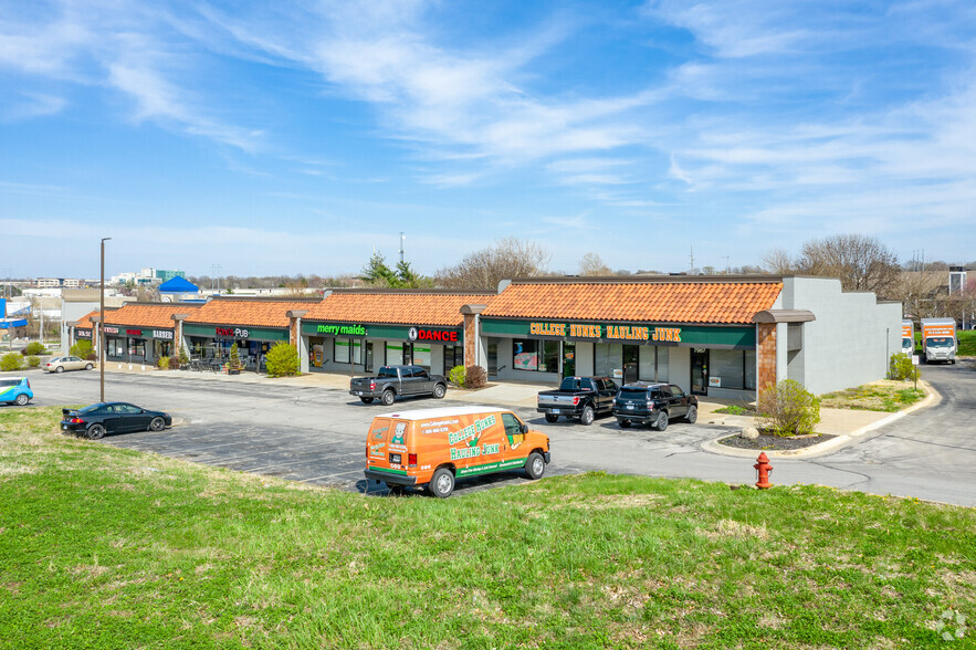 7931-7967 E Frontage Rd, Overland Park, KS à louer - Photo principale – Image 1 sur 10