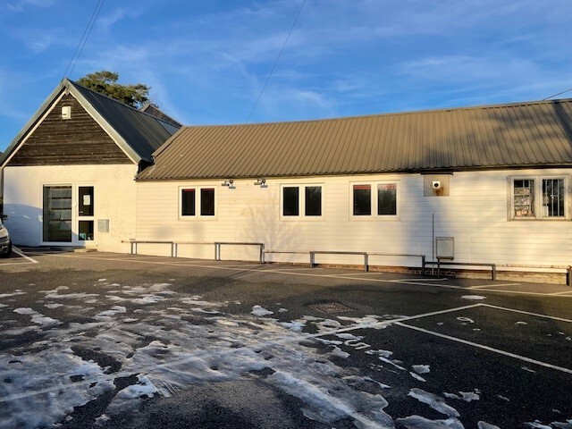 Burwash Rd, Heathfield à louer - Photo de l’immeuble – Image 1 sur 1