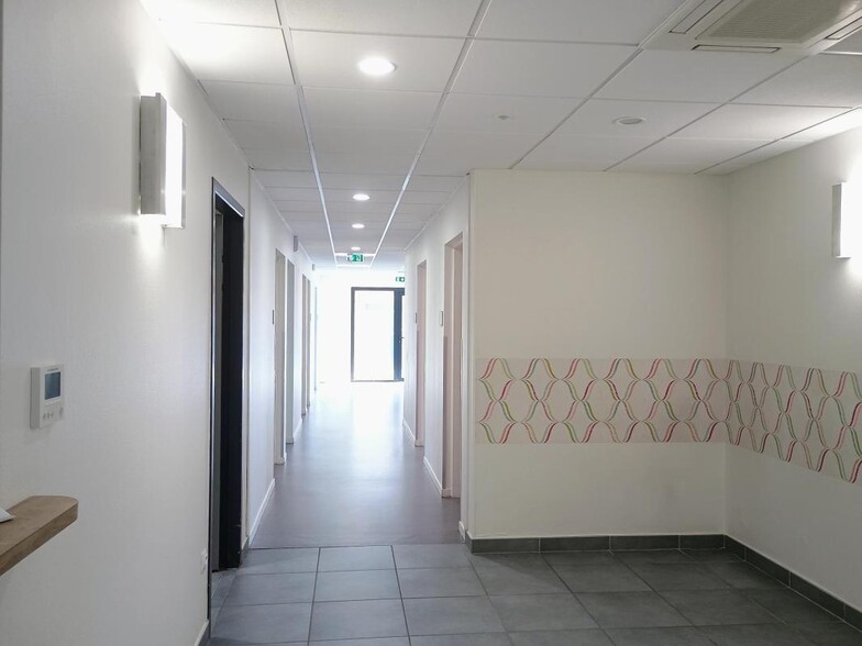 2 Rue Geneviève Anthonioz De Gaulle, Saint-Vallier à louer - Photo intérieure – Image 1 sur 12