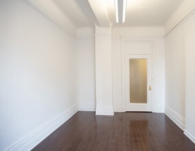 1133 Broadway, New York, NY à louer Photo intérieure– Image 2 sur 3