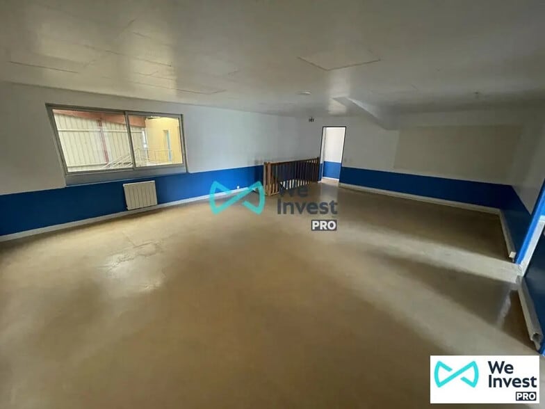 Local d'activités dans Muizon à vendre - Photo de l’immeuble – Image 2 sur 7