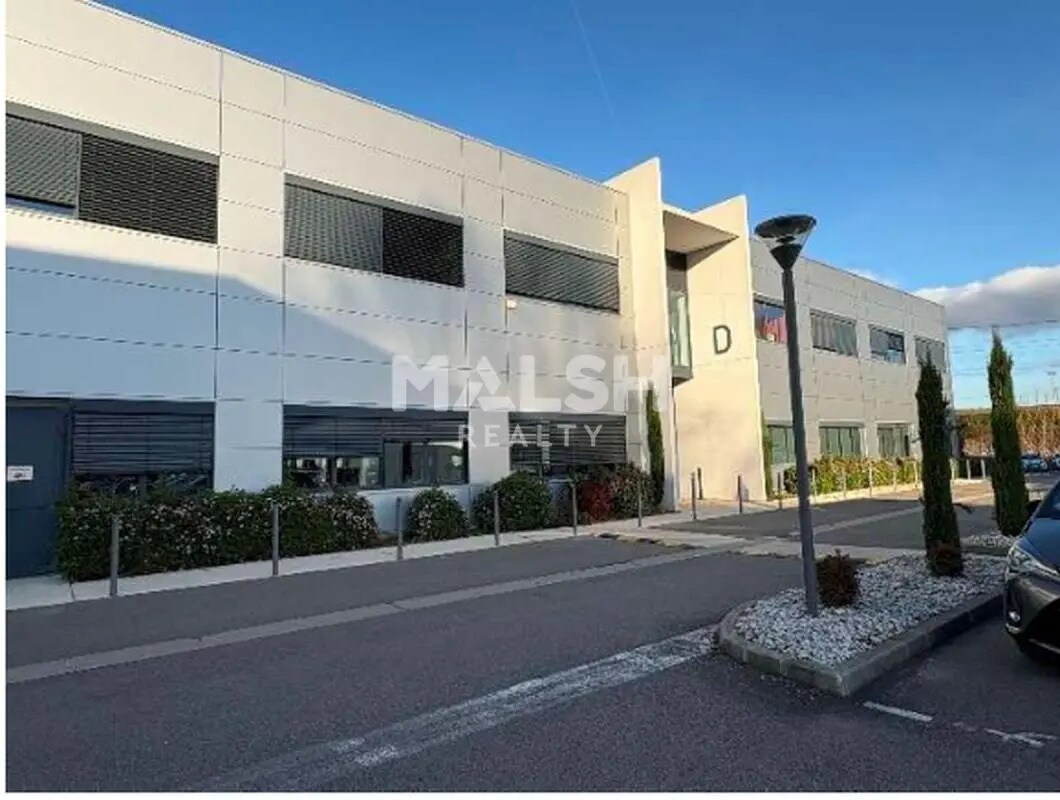 Local d’activités dans Lyon à louer Photo de l’immeuble– Image 1 sur 5