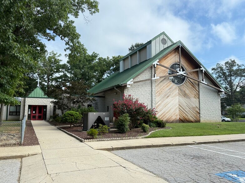 11310 Montgomery Rd, Beltsville, MD à vendre - Photo de l’immeuble – Image 2 sur 24