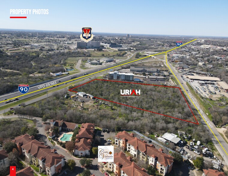 6464 Enrique M Barrera Pkwy, San Antonio, TX à vendre - Photo de l’immeuble – Image 2 sur 13