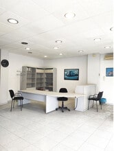 Local commercial dans Manresa, Barcelona à louer Photo intérieure– Image 1 sur 5