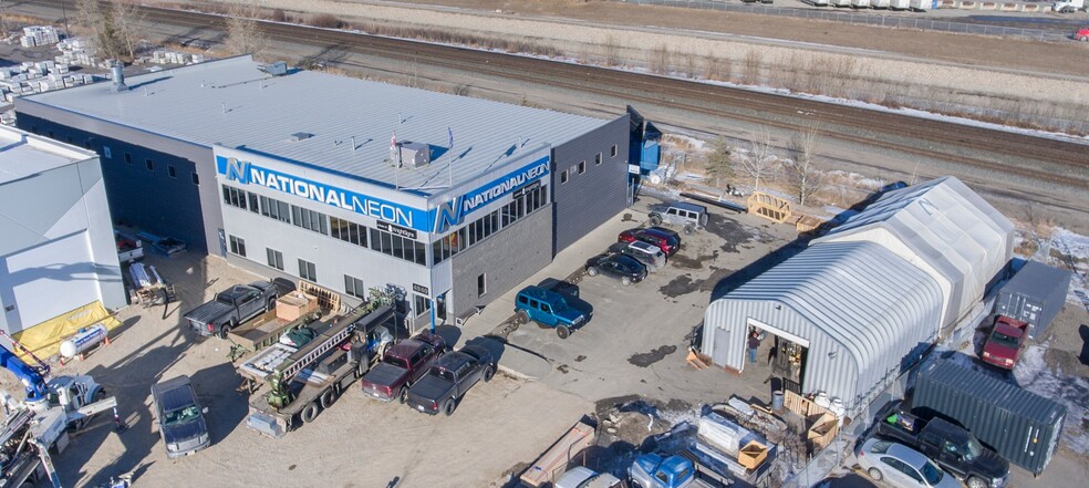 4940 102nd Ave SE, Calgary, AB à louer - Photo de l’immeuble – Image 1 sur 3