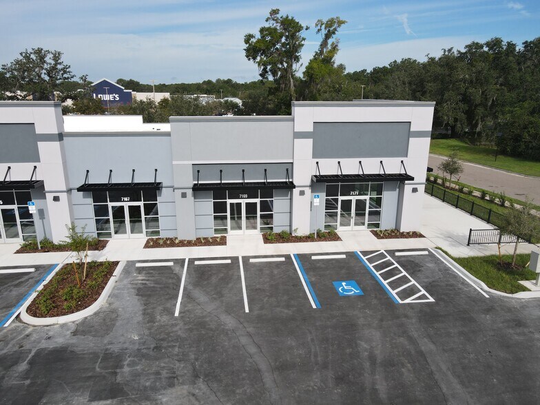 7159-7171 Broad St, Brooksville, FL à louer - Photo de l’immeuble – Image 3 sur 8