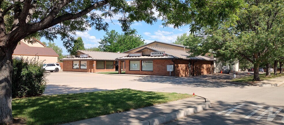 2707 W Eisenhower Blvd, Loveland, CO à louer - Photo de l’immeuble – Image 1 sur 7