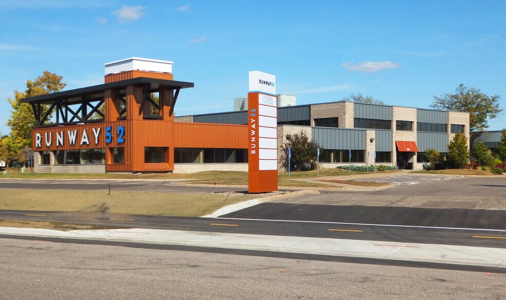 380 S Lafayette Frontage Rd E, Saint Paul, MN à louer - Photo de l’immeuble – Image 1 sur 5