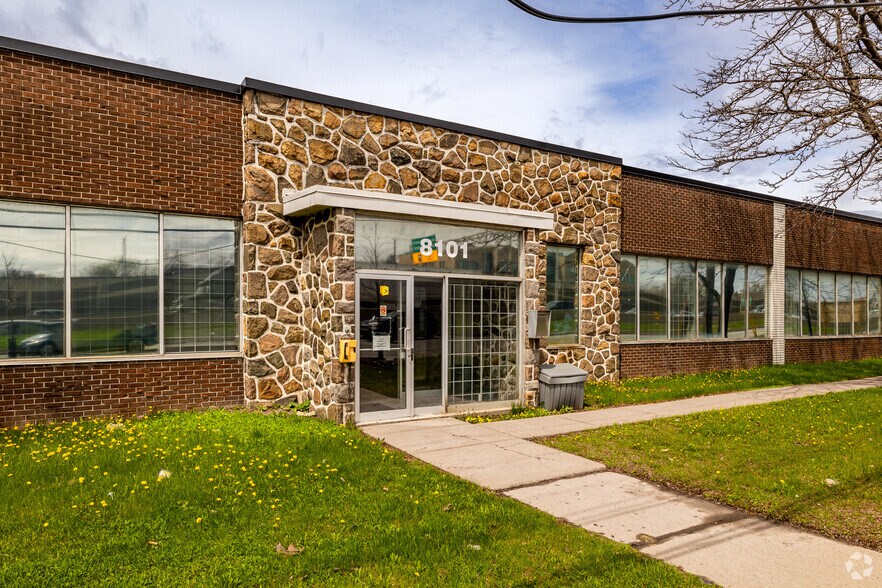 8101 Boul Métropolitain E, Montréal, QC à vendre - Photo de l’immeuble – Image 1 sur 4