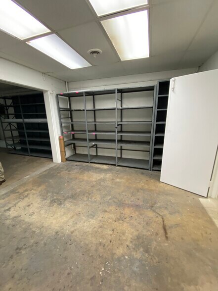 2044 Wadsworth Rd, Norton, OH à louer - Photo de l’immeuble – Image 2 sur 8