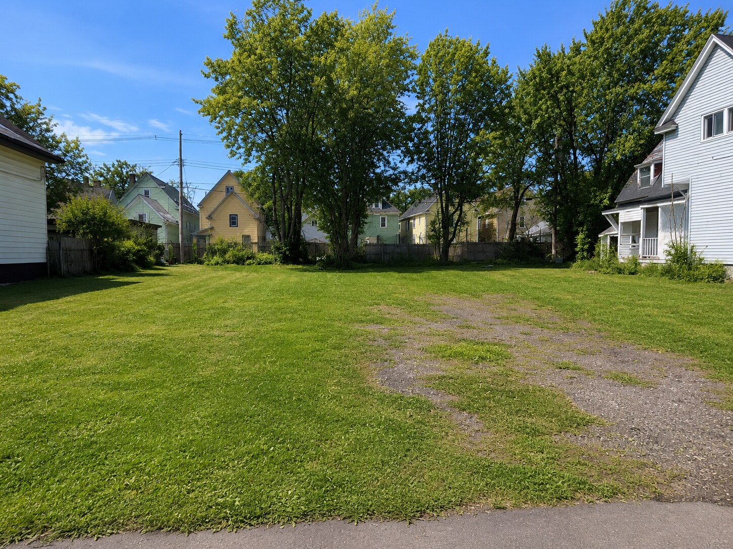 1946 Bailey ave, Buffalo, NY à vendre Photo de l’immeuble– Image 1 sur 2