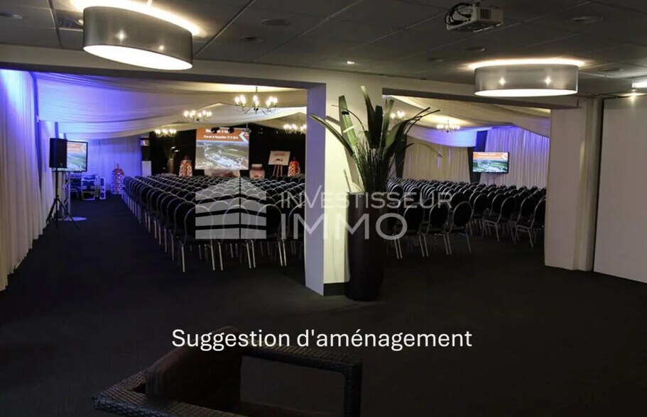 Local commercial dans Saint-Denis à louer - Hall d’entrée – Image 3 sur 4